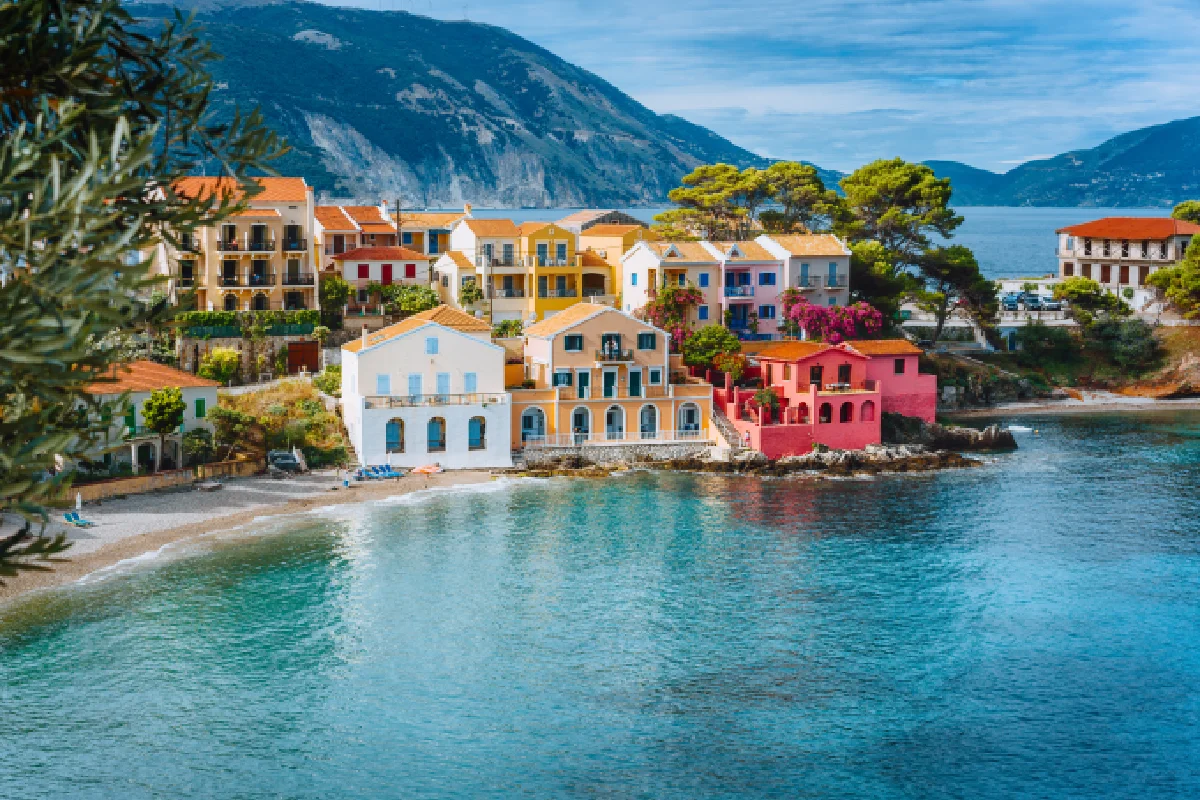 Veduta di Cefalonia, tra le isole greche meno note da valutare per comprare casa